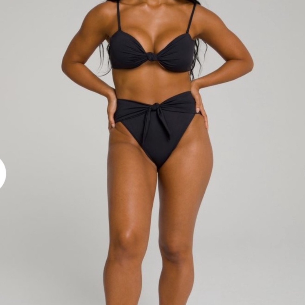 Good American bikini